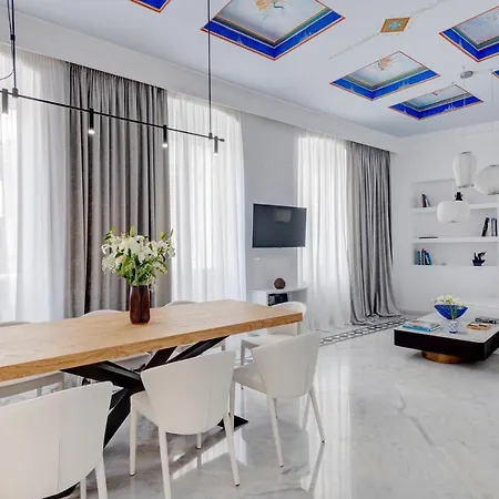 White Loft Syros Apartment *