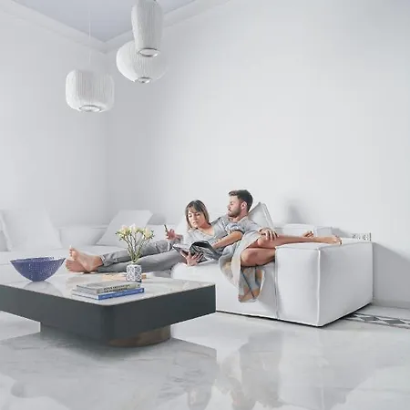 White Loft Syros Apartment