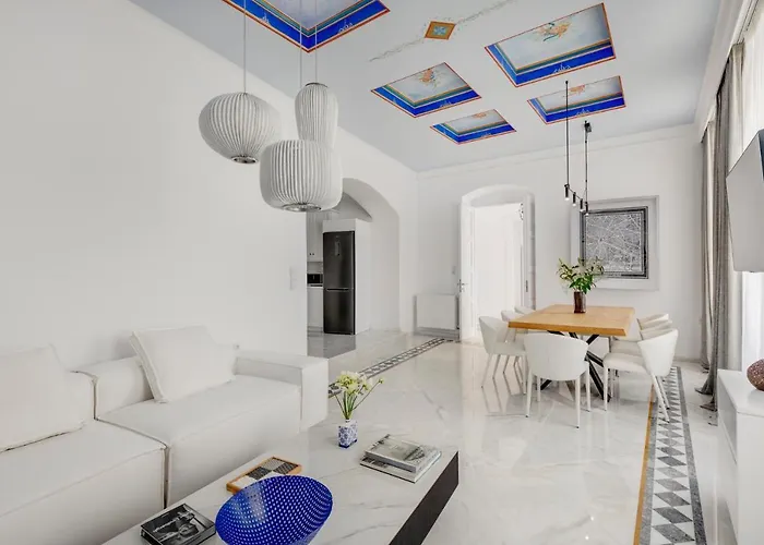 White Loft Syros Appartement *